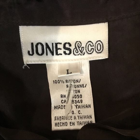 Jones &Co Button Down Shirt - Picture 4 of 4